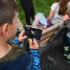 Die Kinder lernen mit Anschauungsmaterial und Spielen mehr über die Fledermäuse.